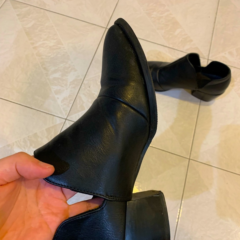 ankle boots